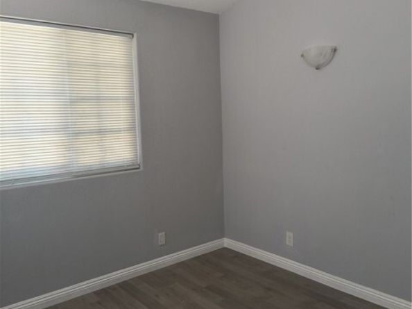 20401 Napa Street, Winnetka (los Angeles) CA 91306