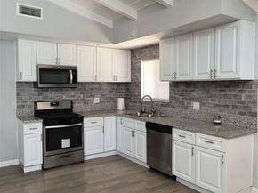 20401 Napa Street, Winnetka (los Angeles) CA 91306