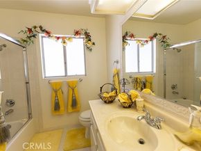 11465 Fox Hollow Lane, Pacoima (los Angeles) CA 91331