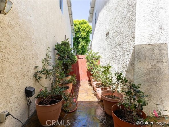 11465 Fox Hollow Lane, Pacoima (los Angeles) CA 91331