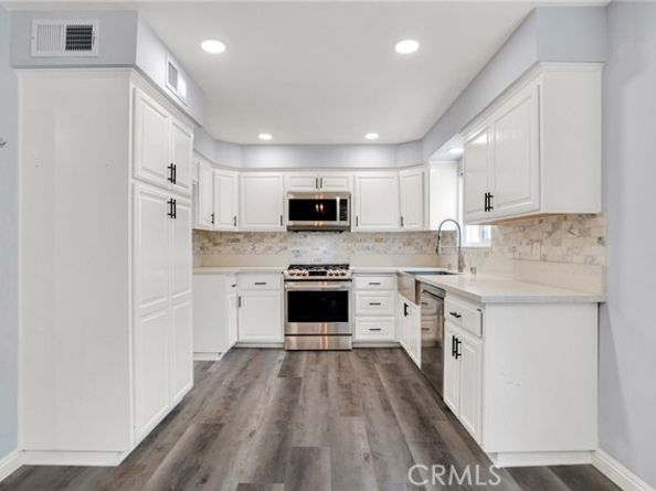 9000 Vanalden Avenue 176, Northridge (los Angeles) CA 91324