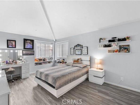 9228 Ventana Lane, North Hills (los Angeles) CA 91343