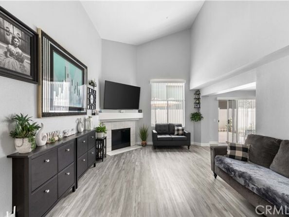 9228 Ventana Lane, North Hills (los Angeles) CA 91343