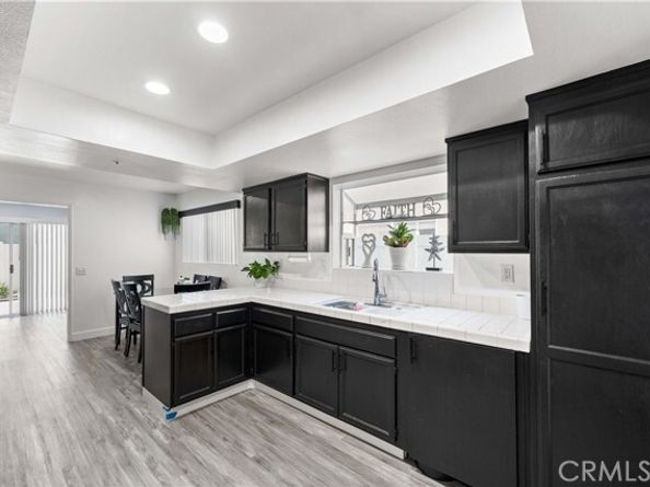 9228 Ventana Lane, North Hills (los Angeles) CA 91343