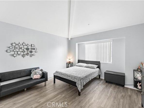 9228 Ventana Lane, North Hills (los Angeles) CA 91343