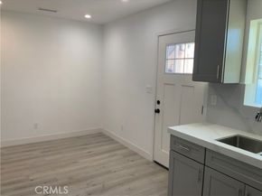 15330 Hart Street, Van Nuys (los Angeles) CA 91406