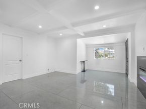 15330 Hart Street, Van Nuys (los Angeles) CA 91406