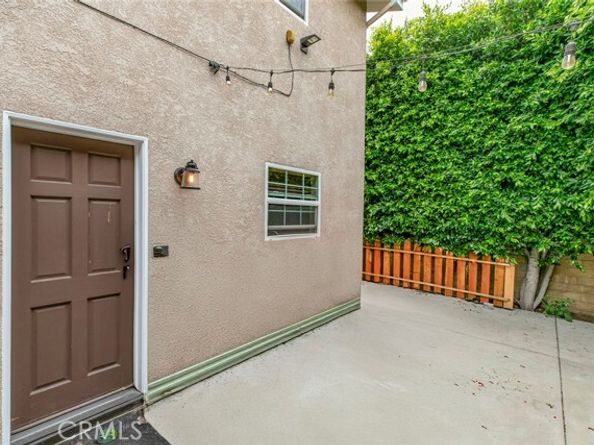 7129 Forbes Avenue, Van Nuys (los Angeles) CA 91406