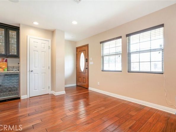 7129 Forbes Avenue, Van Nuys (los Angeles) CA 91406
