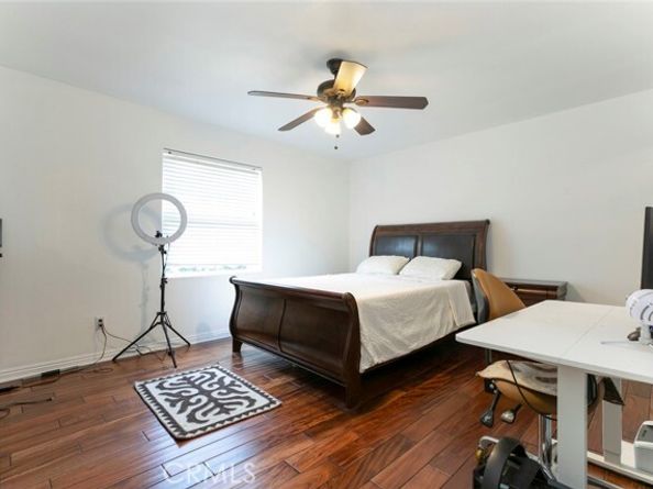 7129 Forbes Avenue, Van Nuys (los Angeles) CA 91406