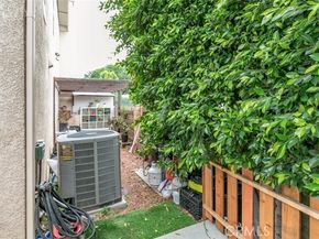 7129 Forbes Avenue, Van Nuys (los Angeles) CA 91406