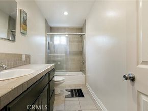 7129 Forbes Avenue, Van Nuys (los Angeles) CA 91406