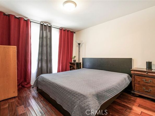7129 Forbes Avenue, Van Nuys (los Angeles) CA 91406