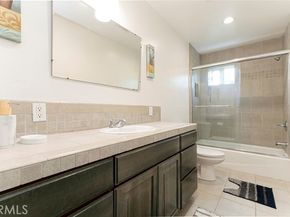 7129 Forbes Avenue, Van Nuys (los Angeles) CA 91406