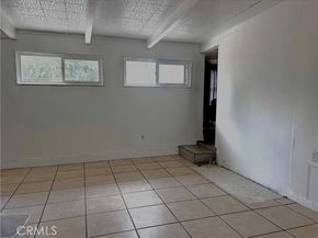 14914 Oswald st, Sylmar (los Angeles) CA 91342