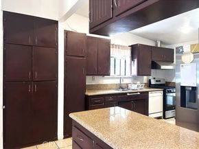 14914 Oswald st, Sylmar (los Angeles) CA 91342