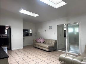 14914 Oswald st, Sylmar (los Angeles) CA 91342