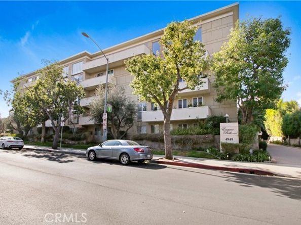 4949 Genesta Avenue 104, Encino (los Angeles) CA 91316