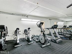 4949 Genesta Avenue 104, Encino (los Angeles) CA 91316