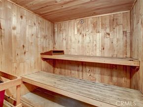 4949 Genesta Avenue 104, Encino (los Angeles) CA 91316