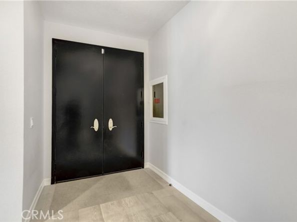 4949 Genesta Avenue 104, Encino (los Angeles) CA 91316