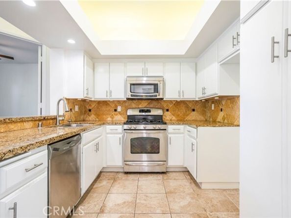 5151 Balboa Boulevard 104, Encino (los Angeles) CA 91316