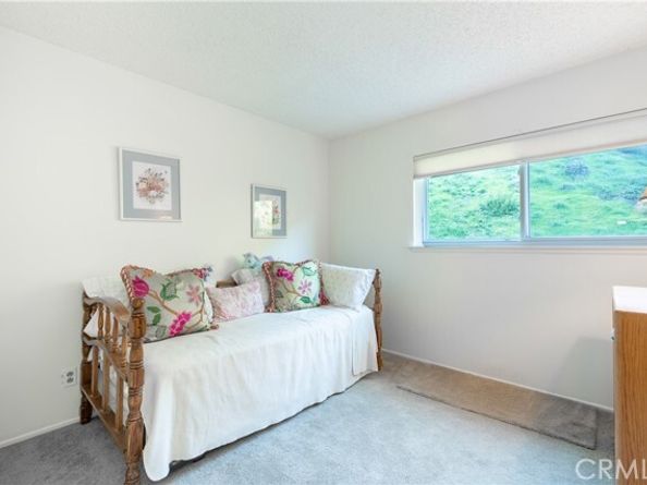 17005 Escalon Drive, Encino (los Angeles) CA 91436