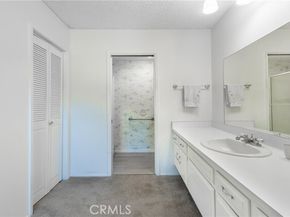 17005 Escalon Drive, Encino (los Angeles) CA 91436