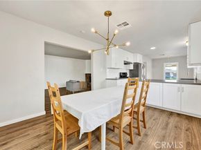 14421 Cohasset Street, Van Nuys (los Angeles) CA 91405