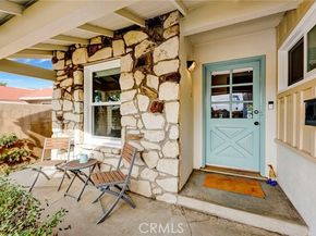 14421 Cohasset Street, Van Nuys (los Angeles) CA 91405