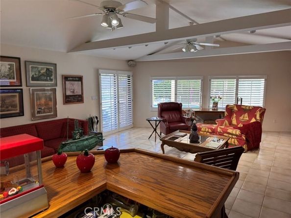17654 Knapp, Northridge (los Angeles) CA 91325