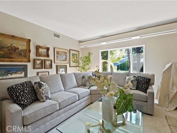 17654 Knapp, Northridge (los Angeles) CA 91325