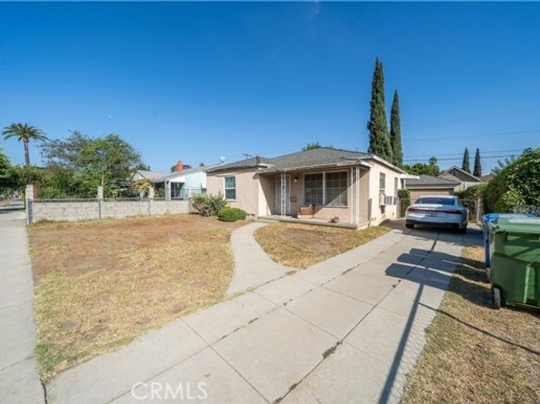 14005 Victory Boulevard, Van Nuys (los Angeles) CA 91401