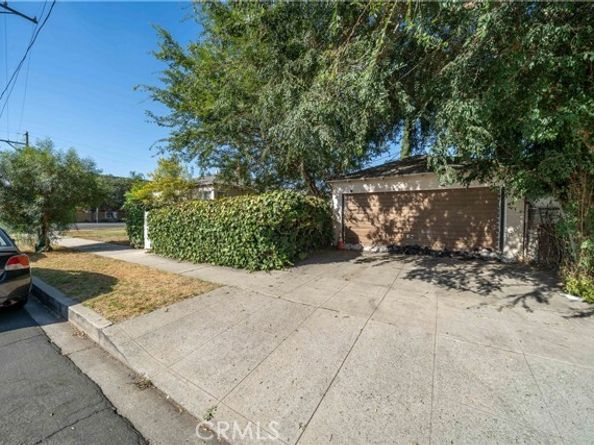 14005 Victory Boulevard, Van Nuys (los Angeles) CA 91401