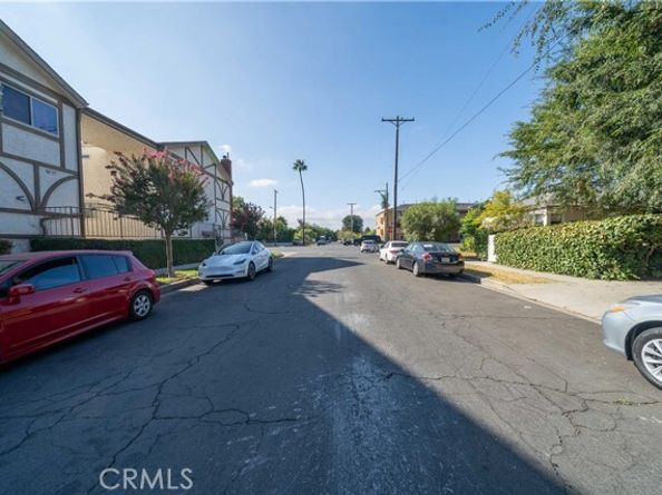 14005 Victory Boulevard, Van Nuys (los Angeles) CA 91401