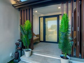 18328 Bessemer, Tarzana (los Angeles) CA 91335