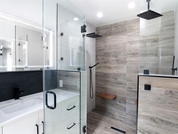 18328 Bessemer, Tarzana (los Angeles) CA 91335