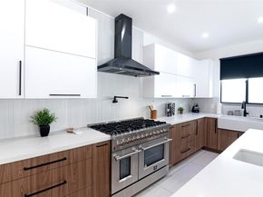 18328 Bessemer, Tarzana (los Angeles) CA 91335