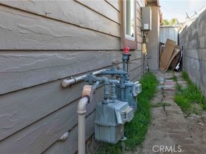 8812 Laurel Canyon Boulevard, Sun Valley (los Angeles) CA 91352