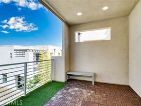 105 Catalyst, Irvine CA 92618