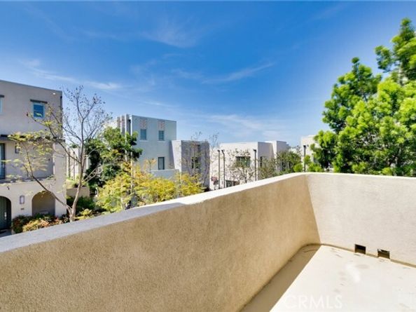 105 Catalyst, Irvine CA 92618