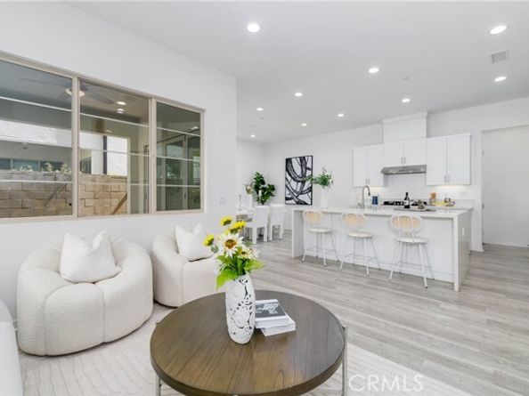 105 Catalyst, Irvine CA 92618