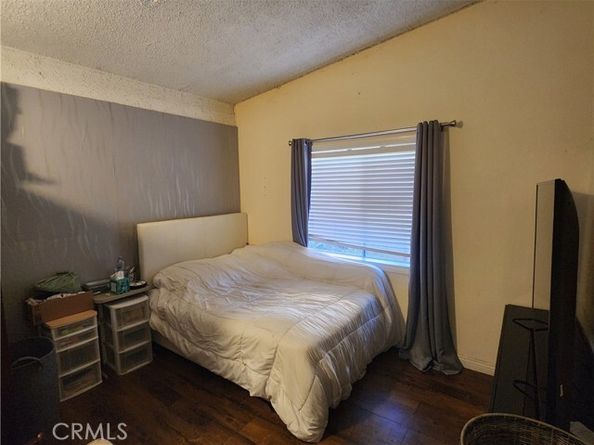 18540 Arminta Street, Reseda (los Angeles) CA 91335