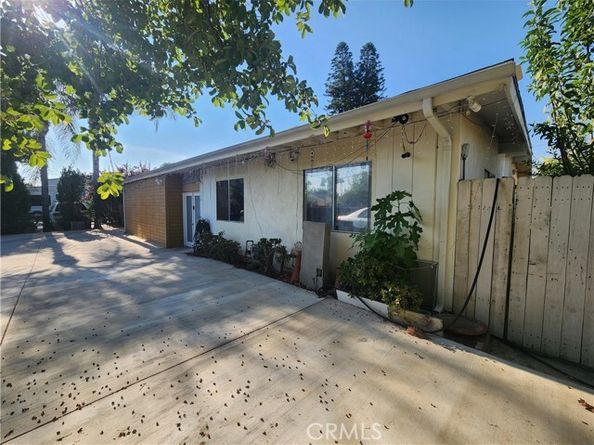 18540 Arminta Street, Reseda (los Angeles) CA 91335