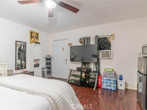 13329 Chase Street, Arleta (los Angeles) CA 91331