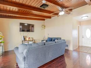 13329 Chase Street, Arleta (los Angeles) CA 91331