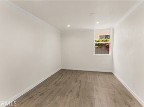 18620 Hatteras 173, Tarzana (los Angeles) CA 91356