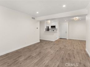 18620 Hatteras 173, Tarzana (los Angeles) CA 91356