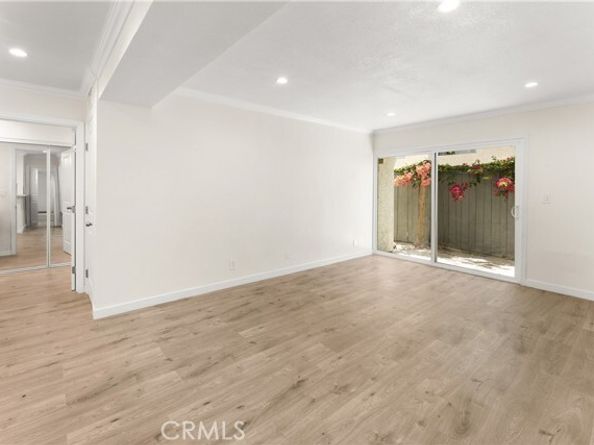 18620 Hatteras 173, Tarzana (los Angeles) CA 91356