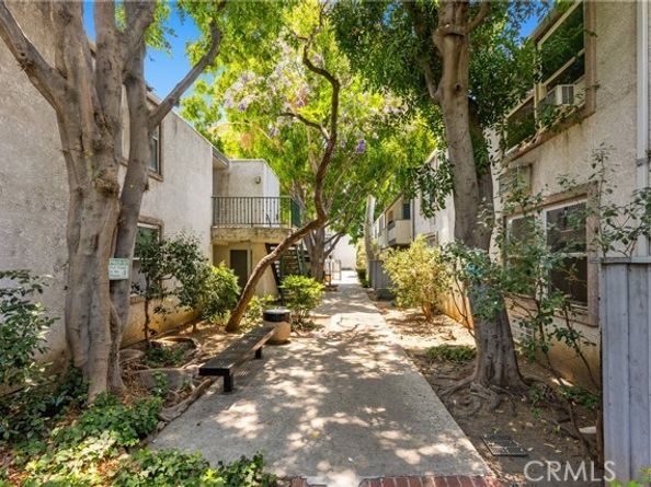 18620 Hatteras 173, Tarzana (los Angeles) CA 91356